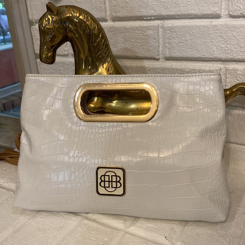 Dana Buchman White clutch embossed purse